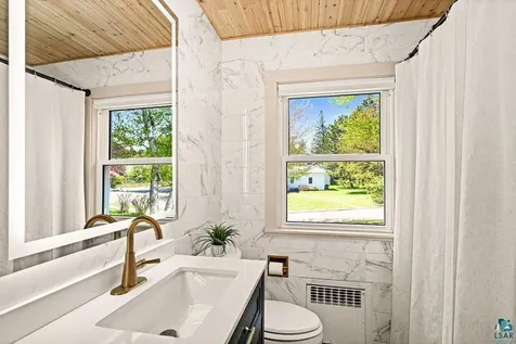 225 26th Avenue E Duluth MN 55812