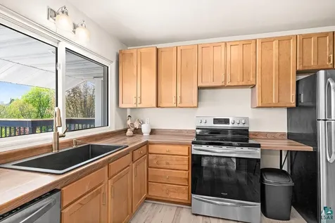 225 26th Avenue E Duluth MN 55812