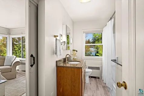 225 26th Avenue E Duluth MN 55812