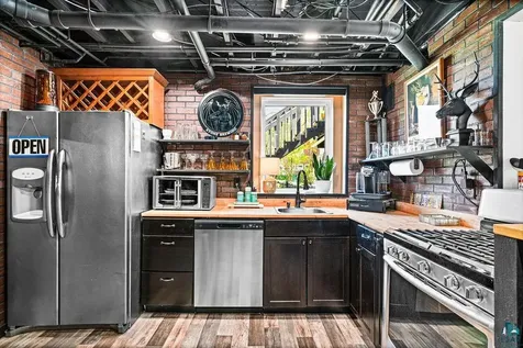 225 26th Avenue E Duluth MN 55812