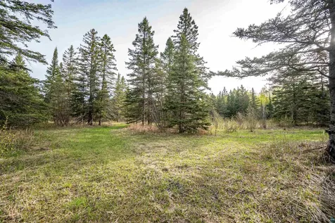 296X S Amnicon River Road South Range WI 54874