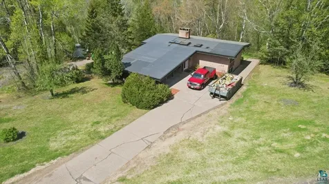 2141 Leonard Street Duluth MN 55811