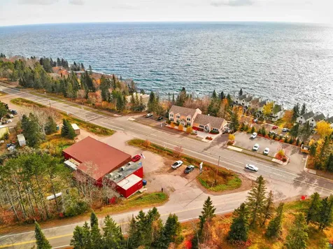 7125 Hwy 61 W Tofte MN 55615