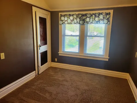 815 N 13th Avenue E Duluth MN 55805