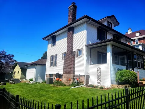 815 N 13th Avenue E Duluth MN 55805