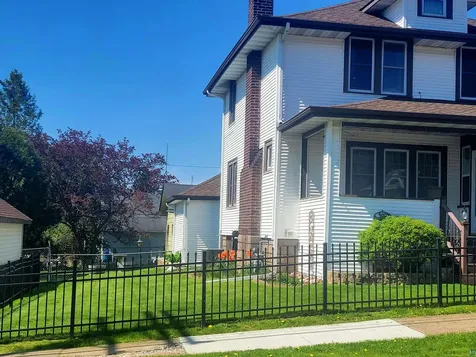 815 N 13th Avenue E Duluth MN 55805