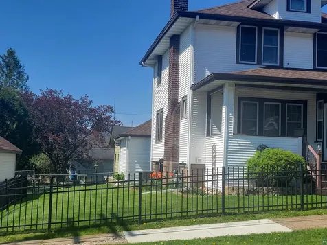 815 N 13th Avenue E Duluth MN 55805