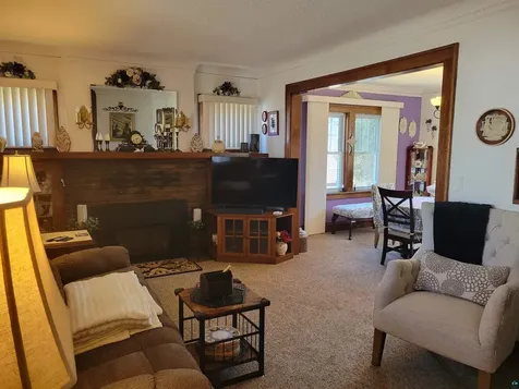 815 N 13th Avenue E Duluth MN 55805