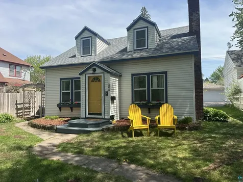 208 Chestnut Street Cloquet MN 55720