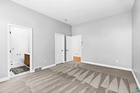 2906 W 15th Street Duluth MN 55806