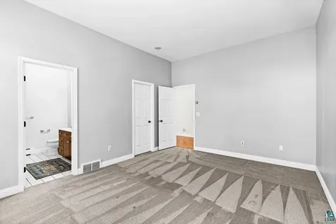 2906 W 15th Street Duluth MN 55806