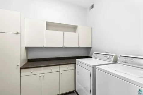 2906 W 15th Street Duluth MN 55806