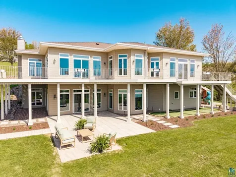 2906 W 15th Street Duluth MN 55806