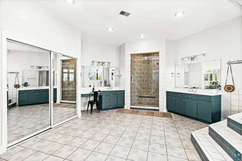 2906 W 15th Street Duluth MN 55806