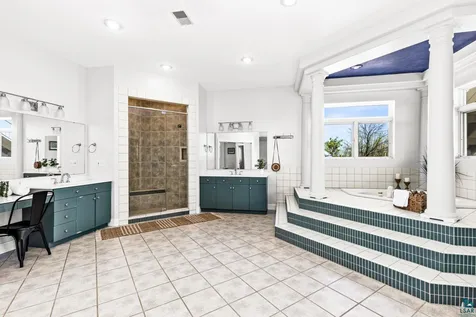 2906 W 15th Street Duluth MN 55806