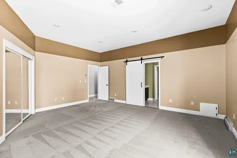 2906 W 15th Street Duluth MN 55806