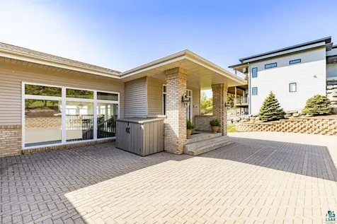 2906 W 15th Street Duluth MN 55806