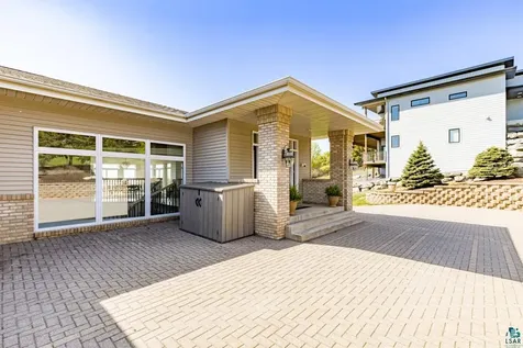 2906 W 15th Street Duluth MN 55806