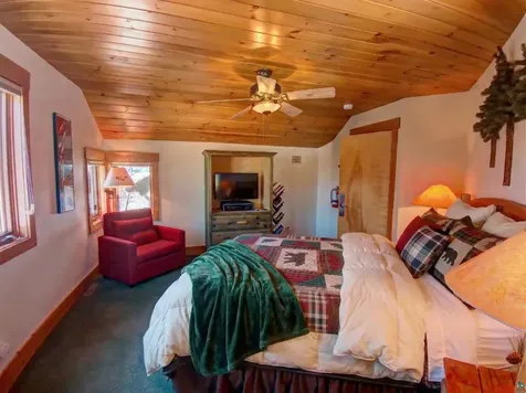 2826 Highway 61 Two Harbors MN 55616