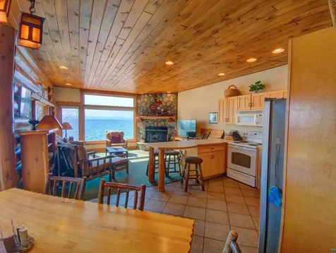 2826 Highway 61 Two Harbors MN 55616