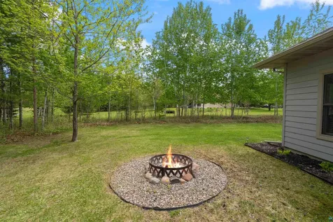 1105 W Taylor Avenue Cloquet MN 55720