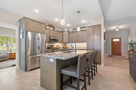 1105 W Taylor Avenue Cloquet MN 55720