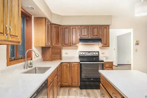 439 Hartley Place Duluth MN 55803