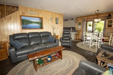 1339 Tom Lake Road Hovland MN 55606