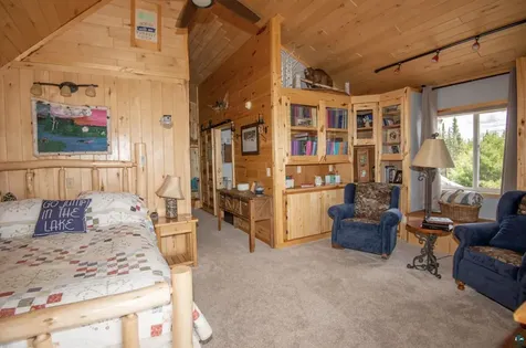 1339 Tom Lake Road Hovland MN 55606