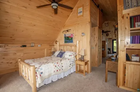 1339 Tom Lake Road Hovland MN 55606