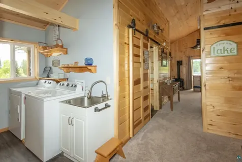 1339 Tom Lake Road Hovland MN 55606