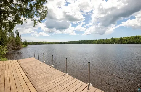 1339 Tom Lake Road Hovland MN 55606