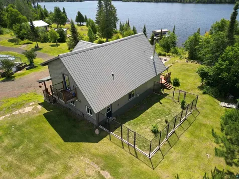 1339 Tom Lake Road Hovland MN 55606
