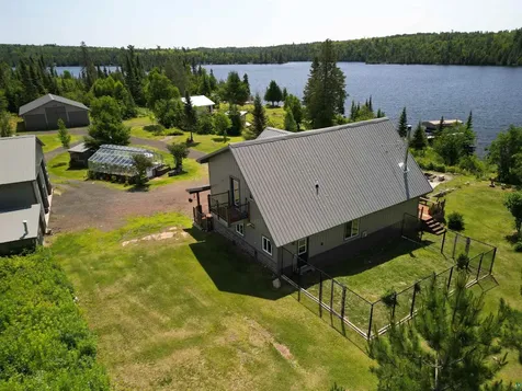 1339 Tom Lake Road Hovland MN 55606