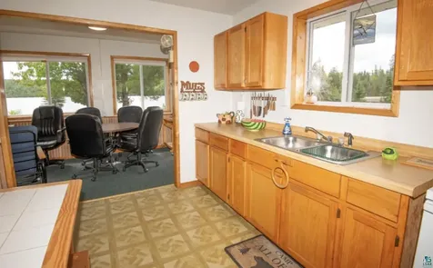 1339 Tom Lake Road Hovland MN 55606