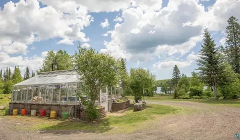 1339 Tom Lake Road Hovland MN 55606