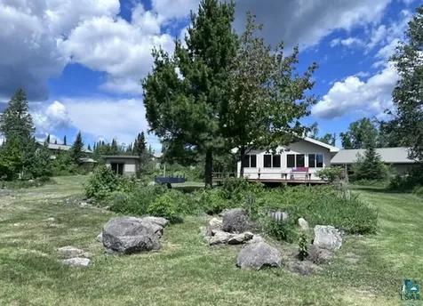 1339 Tom Lake Road Hovland MN 55606