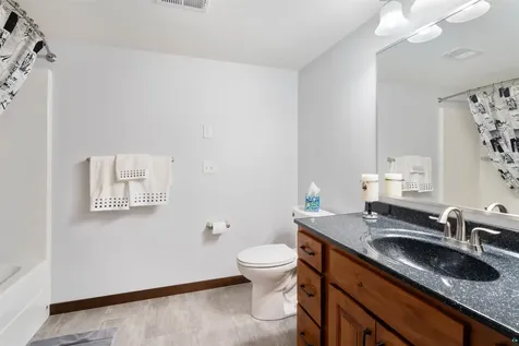 4894 Mirror Way Moose Lake MN 55767