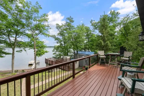 4894 Mirror Way Moose Lake MN 55767