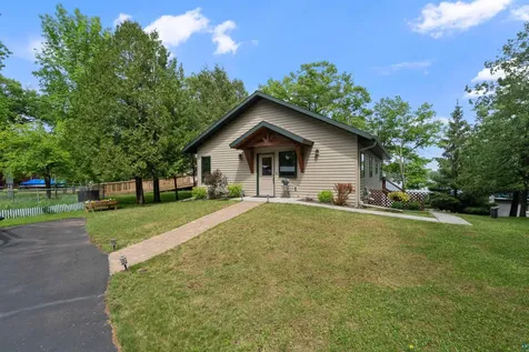 4894 Mirror Way Moose Lake MN 55767
