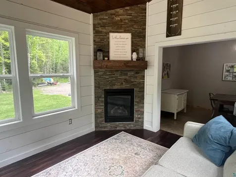 177 E Harney Road Esko MN 55733
