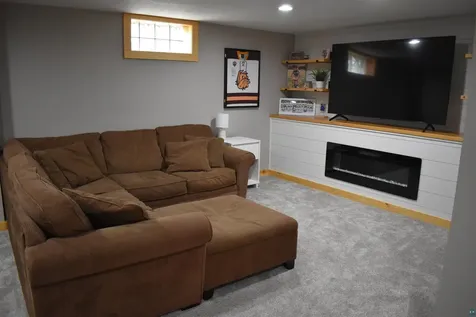177 E Harney Road Esko MN 55733
