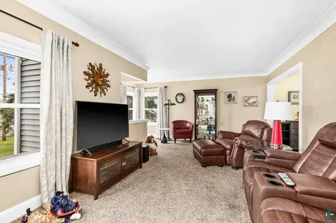 2349 Nanticoke Street Duluth MN 55811