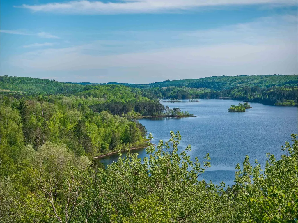 6661 Voyageurs Trail Biwabik MN 55705-0000