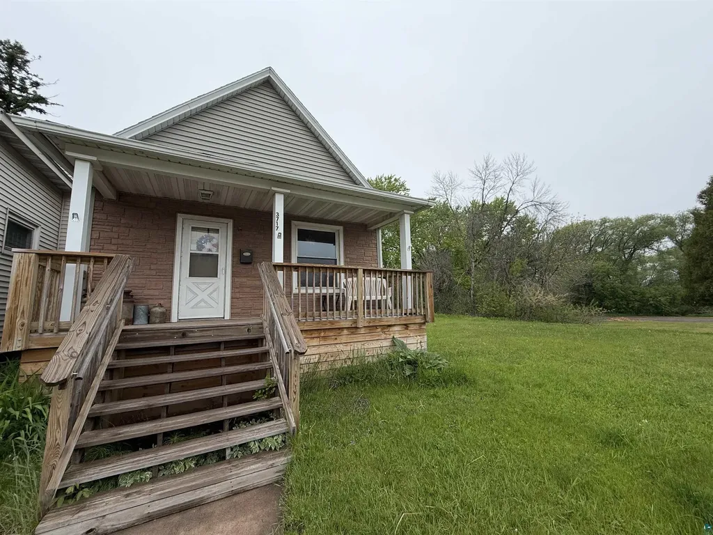 3717 Grand Avenue Duluth MN 55807