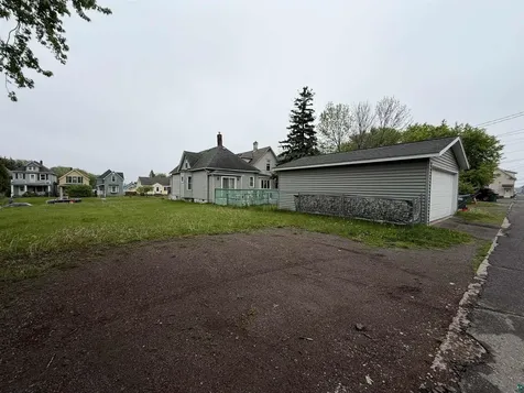 3717 Grand Avenue Duluth MN 55807