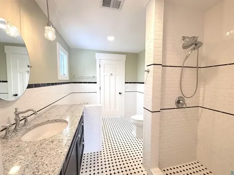 2718 Northridge Drive Duluth MN 55811