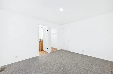306 W Palm Street Duluth MN 55811