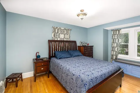 2001 E 9th Street Duluth MN 55812