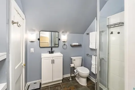 2001 E 9th Street Duluth MN 55812